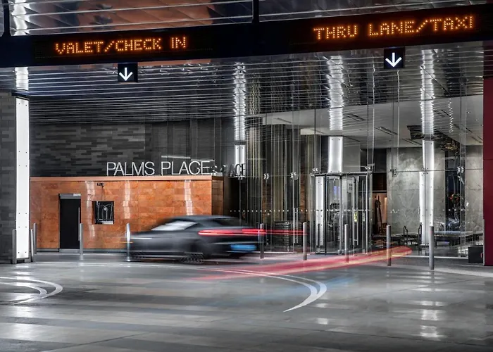 Luxury Hotel Suite With Private Strip View Balcony Las Vegas