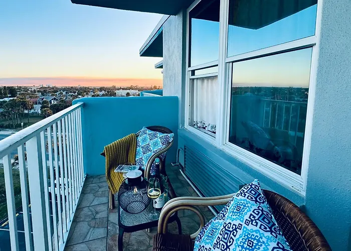 Luxury Beachfront Studio - Private Balcony With Ocean View - Heated Pool - Hot Tub - Tiki Bar - Sauna Daytona Beach