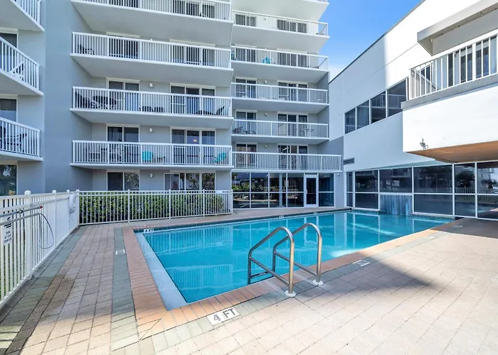 Pelican Beach Resort Unit 1109 Destin