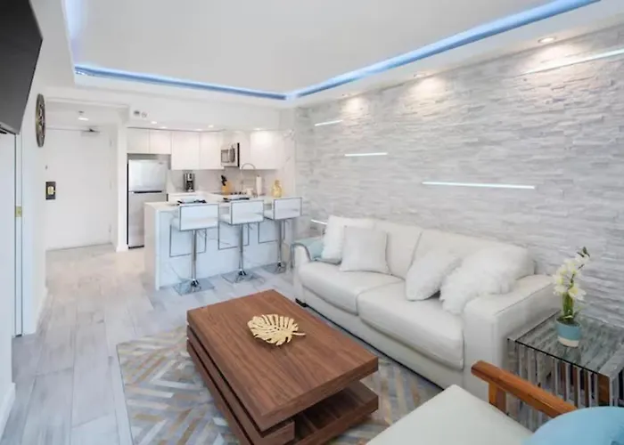 Ilikai'S Best Beach Front Executive Suite Honolulu