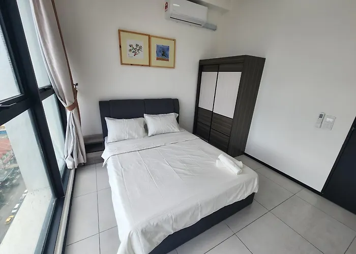Urban Suite - George Town Jelutong