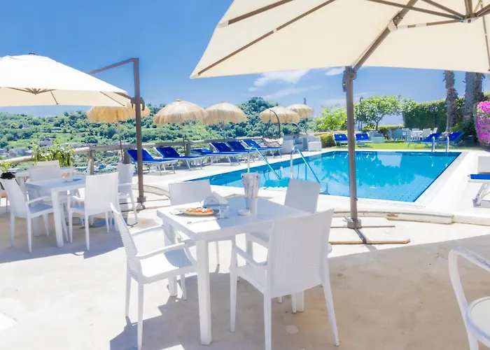 Hotel La Luna Barano dʼIschia