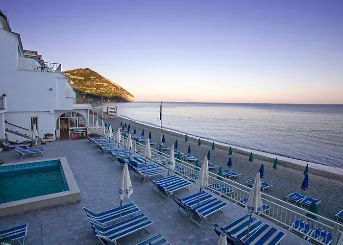 Hotel Vittorio Beach Resort Barano dʼIschia