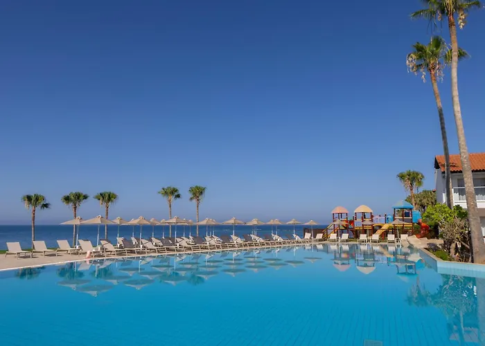 Kapetanios Aqua Resort Coral Bay
