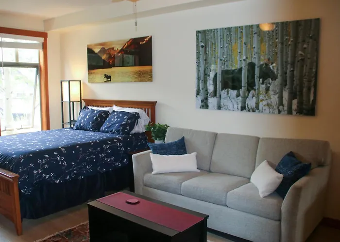 Deluxe Solitude Mountain Ski In-Out 2Bd-2Ba Condo