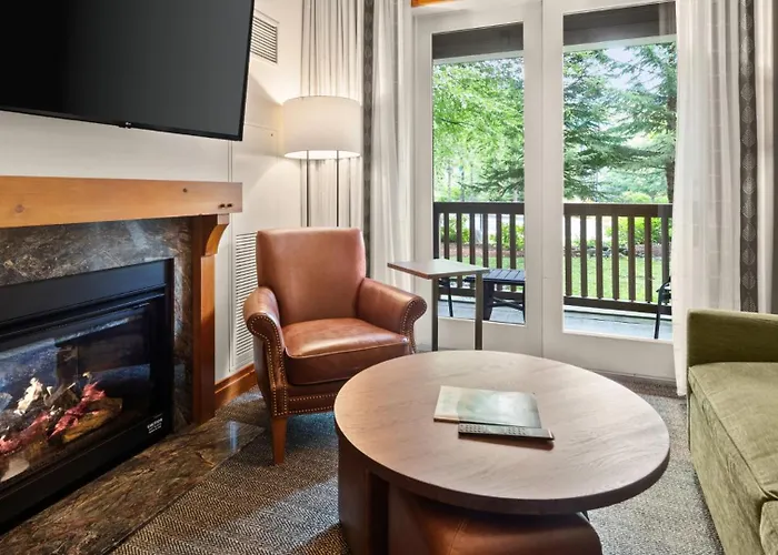 1124 One Bedroom- Lodge At Spruce Peak - Stowe Mt Resort - Sleeps 4