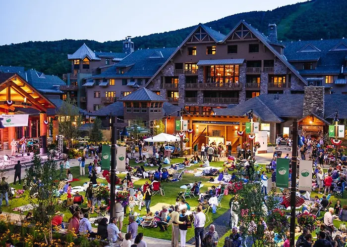 1124 One Bedroom- Lodge At Spruce Peak - Stowe Mt Resort - Sleeps 4