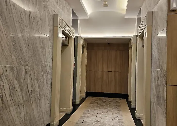 Mansion One Suites By Merlene George Town