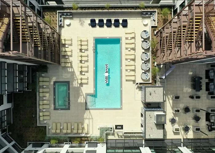Hotel Level Hollywood Los Angeles