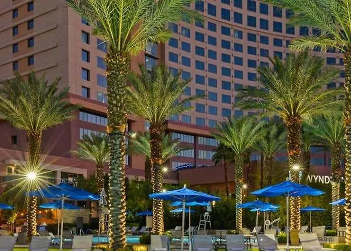 Las Vegas Desert Blue By Hellovacay