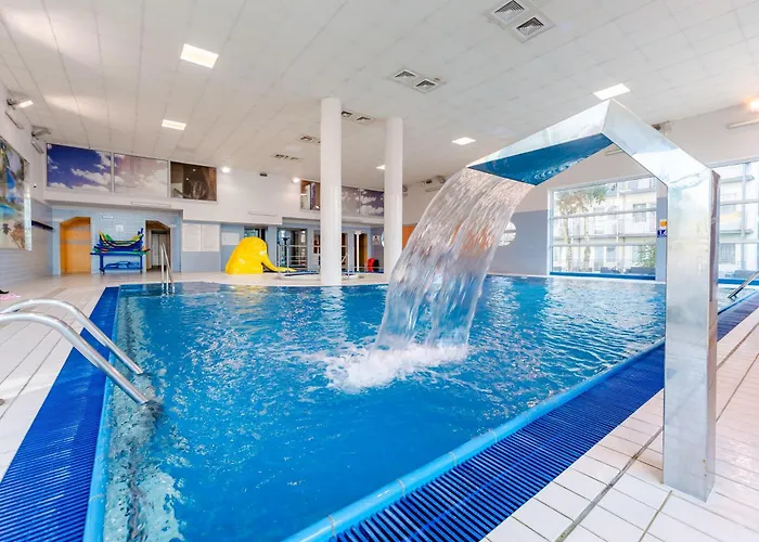 Akces Medical Fit&Spa Basen, Sauna, Jacuzzi i Siłownia w Cenie Dźwirzyno