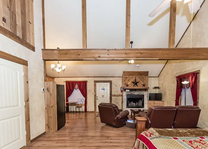 Appian Way Avalon Cottage Fredericksburg
