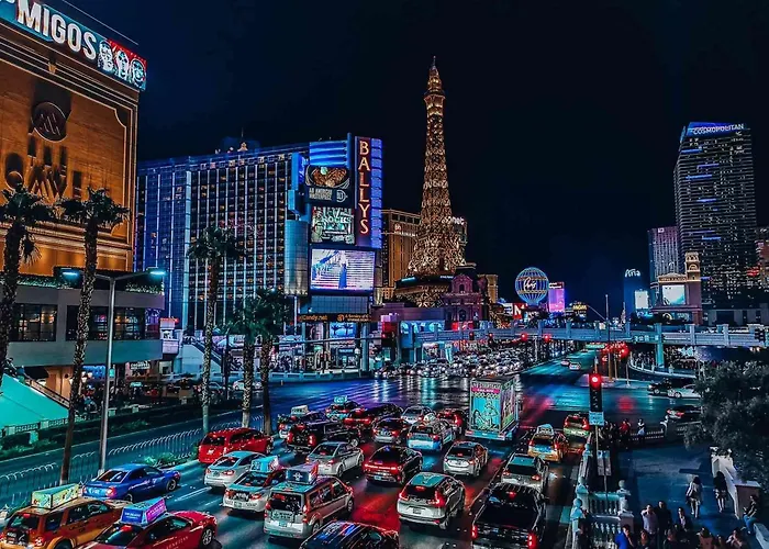 Las Vegas Desert Blue By Hellovacay