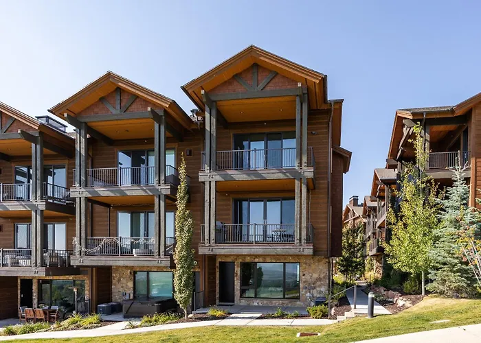 Overlooks The 6Th Fairway, Walk To Gondola, Hot Tub, Minutes From Fine Dining Park City
