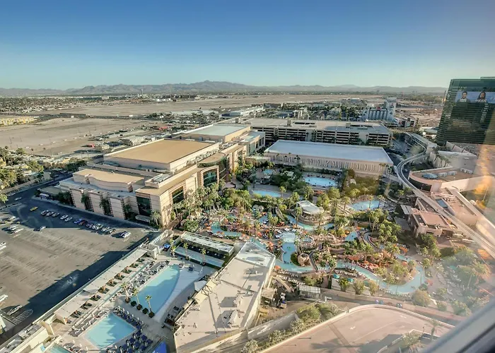 Classic Suite Mgm Signature 25Th Flr Pool View Las Vegas