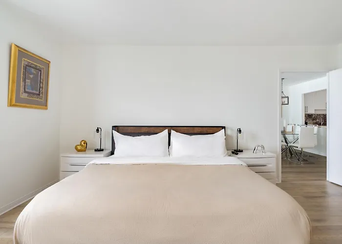1 Bedroom Private Residence At Roney Palace -804 Miami Beach