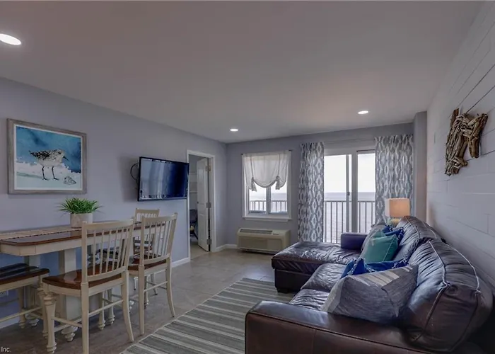 Coastal Beach Condo-Amazing View & Indoor Pool 13Th Floor Virginia Beach