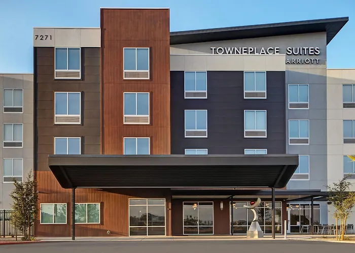 Towneplace Suites By Marriott Phoenix Glendale Sports & Entertainment District