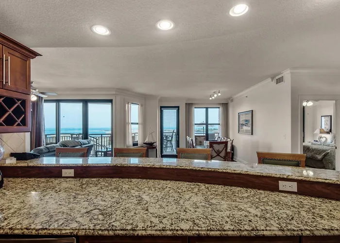 Aparthotel Bright, Corner Unit With Incredible Gulf And Sunset Views! Destin