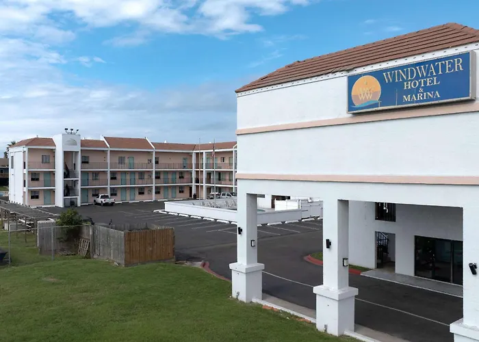 Windwater Hotel And Marina South Padre Island