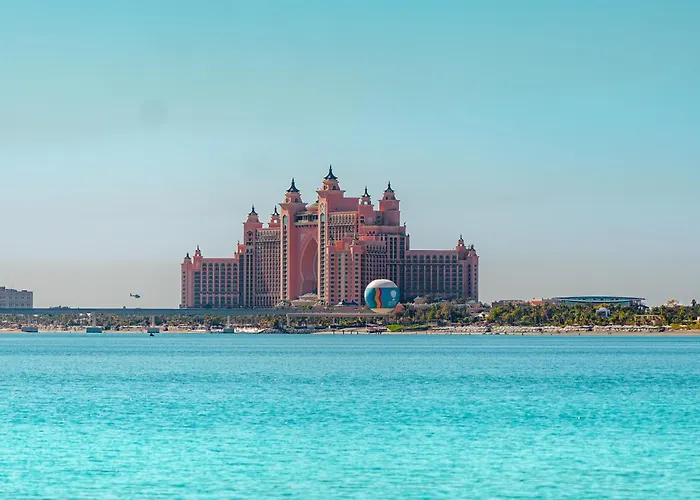C Central Hotel And Resort The Palm Dubaj