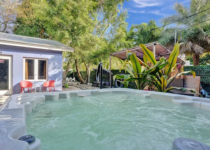 Kiki 4 - Men'S Clothing Optional Guest Houses Fort Lauderdale