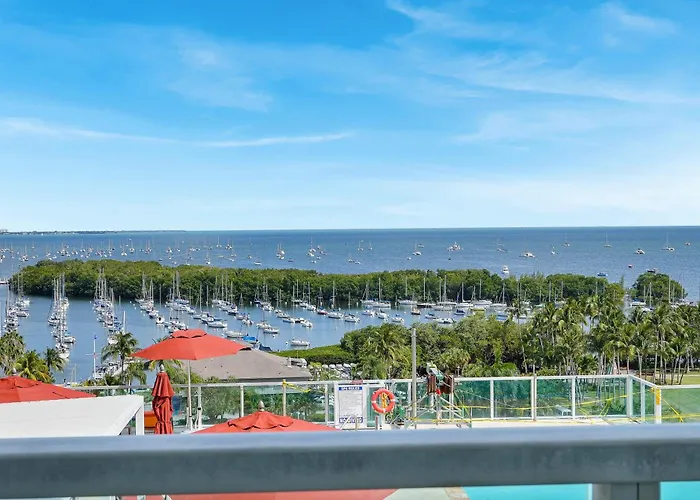 Aparthotel Sf Amazing Pool And Sea View In The Grove Miami