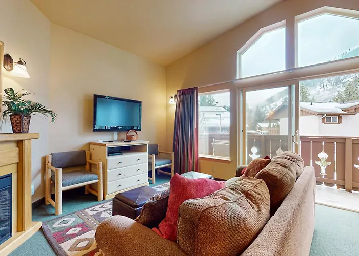 Icicle Village Resort Condo #407 Leavenworth