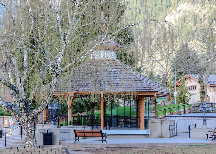 Icicle Village Resort Condos #407 & #408 Leavenworth