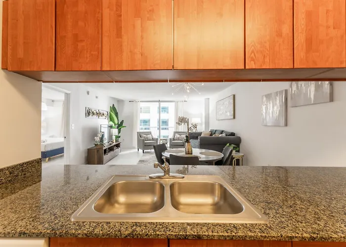 Lux Brickell Bay Condo City Views & Prime Location Miami