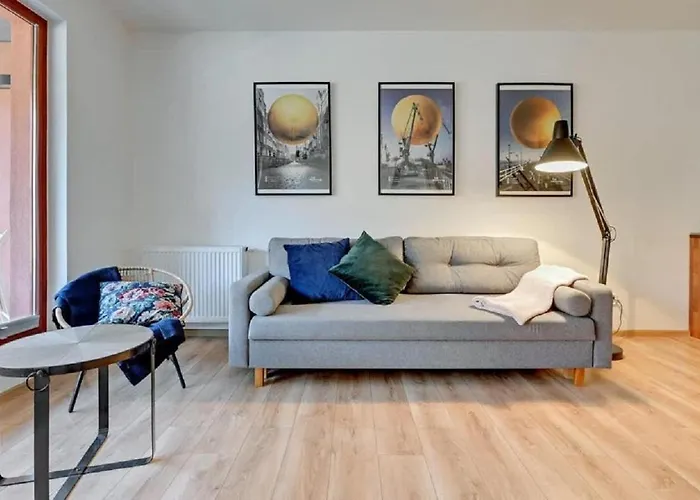 Comfortable Apartments Chmielna With Sauna By Noclegi Renters Gdańsk