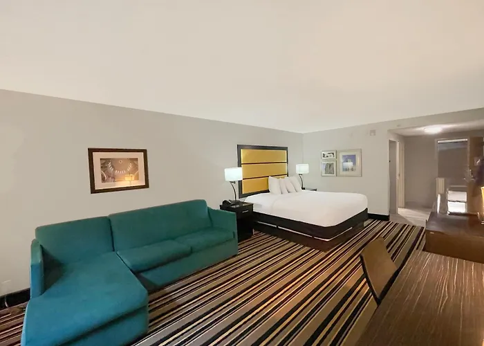 Hotel Oyo Townhouse Jackson - Ridgeland