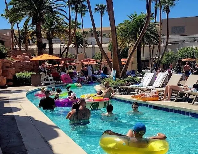 Mgm Signture Balcony, No Resort Fee, Free Parking Las Vegas
