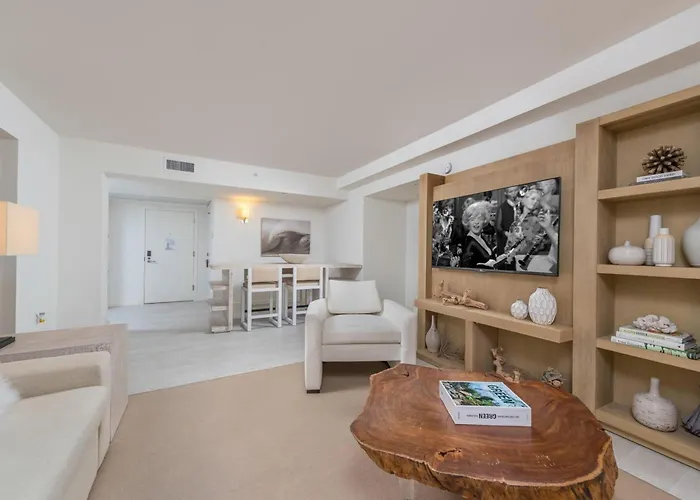 1 Hotel & Homes Private Luxury Suites Miami Beach