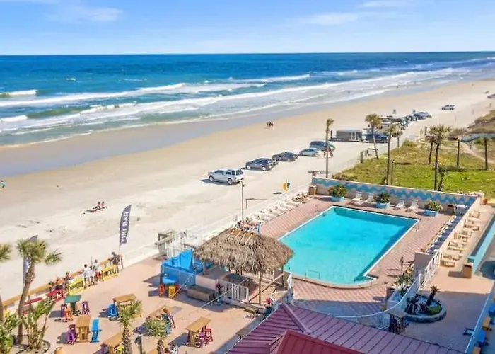 Beach Condo With Pool & Tiki Bar! Daytona Beach