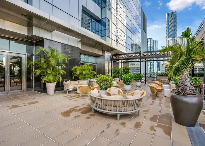 Four Seasons Miami Two Bedroom - 2Bath Ocean View Suite - Amazing Views