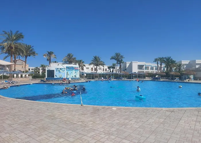 Lilyland Beach Resort & Waterpark Hurghada