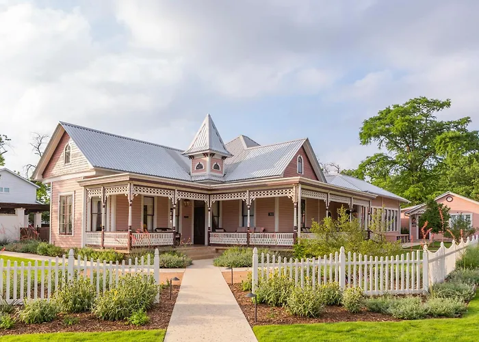 Bed and Breakfast The Menagerie Fredericksburg