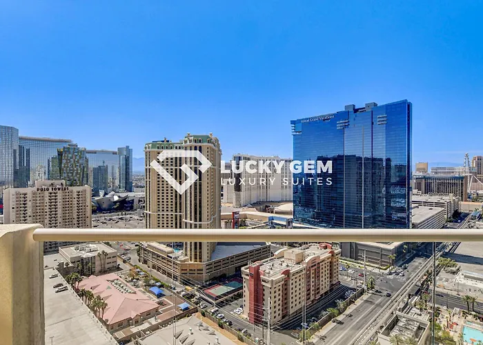 Lucky Gem Penthouse & Luxury Suites At Mgm Signature Resort, Balcony Strip View 2605 Las Vegas