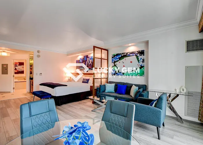Lucky Gem Penthouse & Luxury Suites At Mgm Signature Resort, Balcony Strip View 2605 Las Vegas