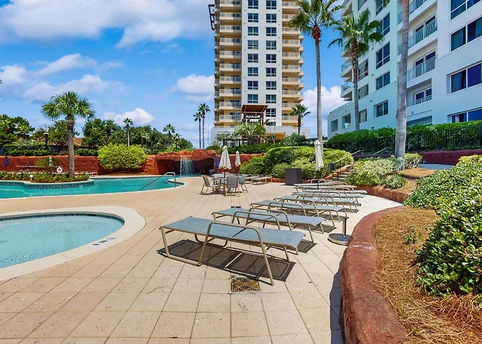 Hotel Luau 6822 Destin