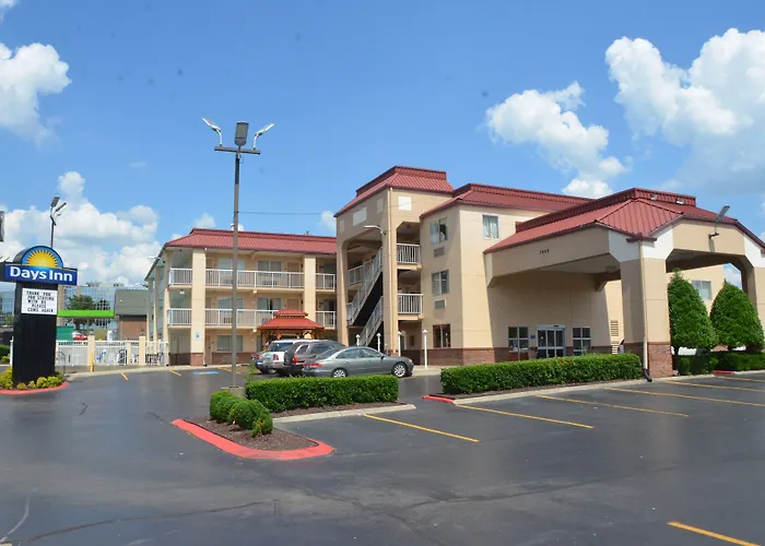 Days Inn By Wyndham Airport Nashville East