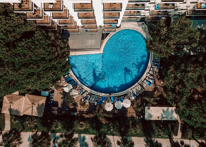Vm Resort & Spa Golem 