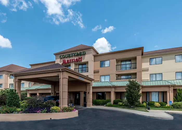 Hotel Courtyard Tupelo