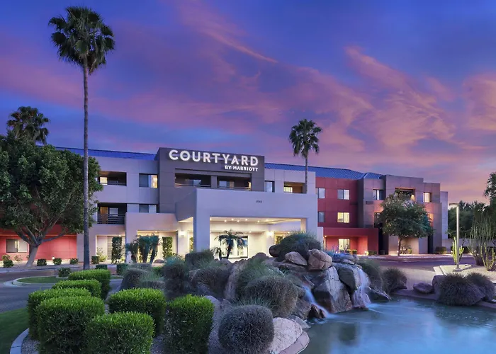 Hotel Courtyard Scottsdale North