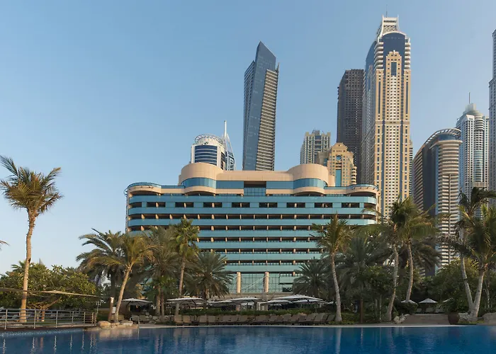Le Meridien Mina Seyahi Beach Resort & Waterpark Dubaj