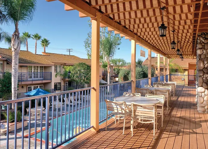 Hotel Club Wyndham Dolphin'S Cove Anaheim