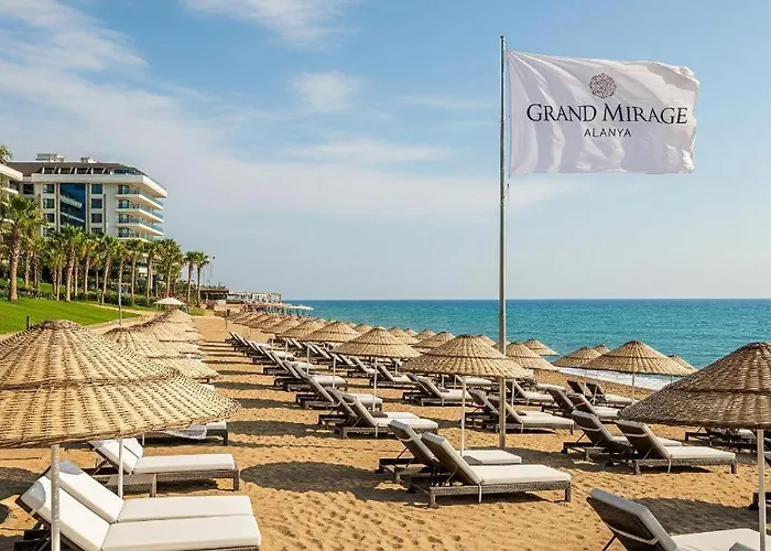 Grand Mirage Hotel & Spa Side