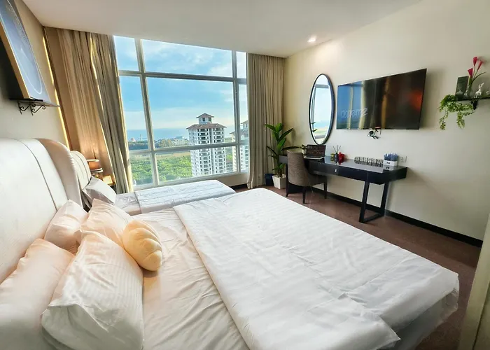 Hatten Hotel Super Sea View 4Pax High Floor Free 1 Carpark & Netflix With 2 Tv Room Melaka