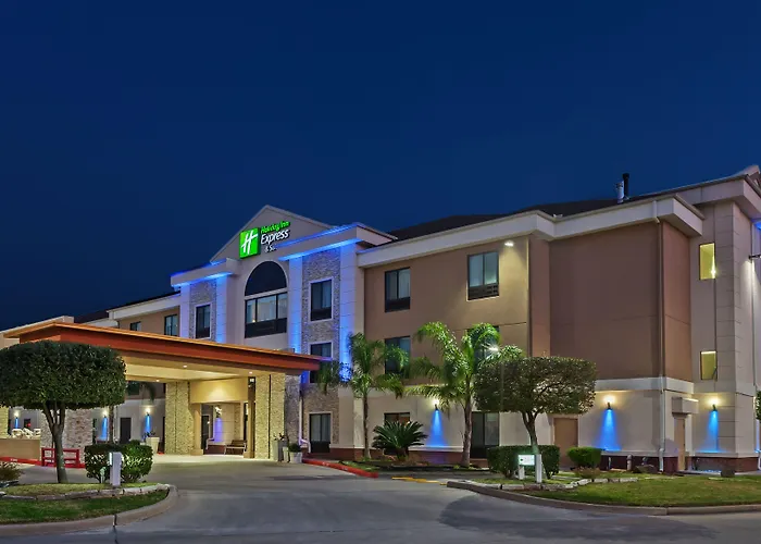 Holiday Inn Express & Suites Houston East By Ihg